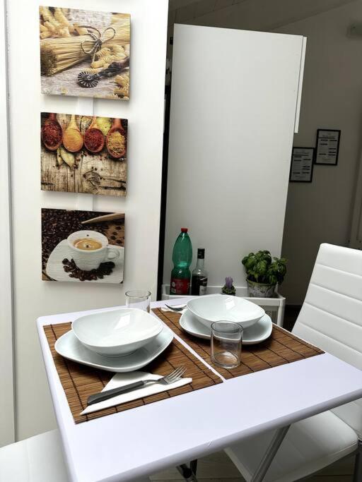 The Sweet Attic Room - De Vivo Realty Meta Di Sorrento Eksteriør bilde